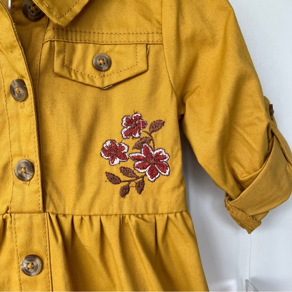 •Little Lass• NWT Dress with Embroidered Flowers - Size 18 Months - Picture 4 of 9